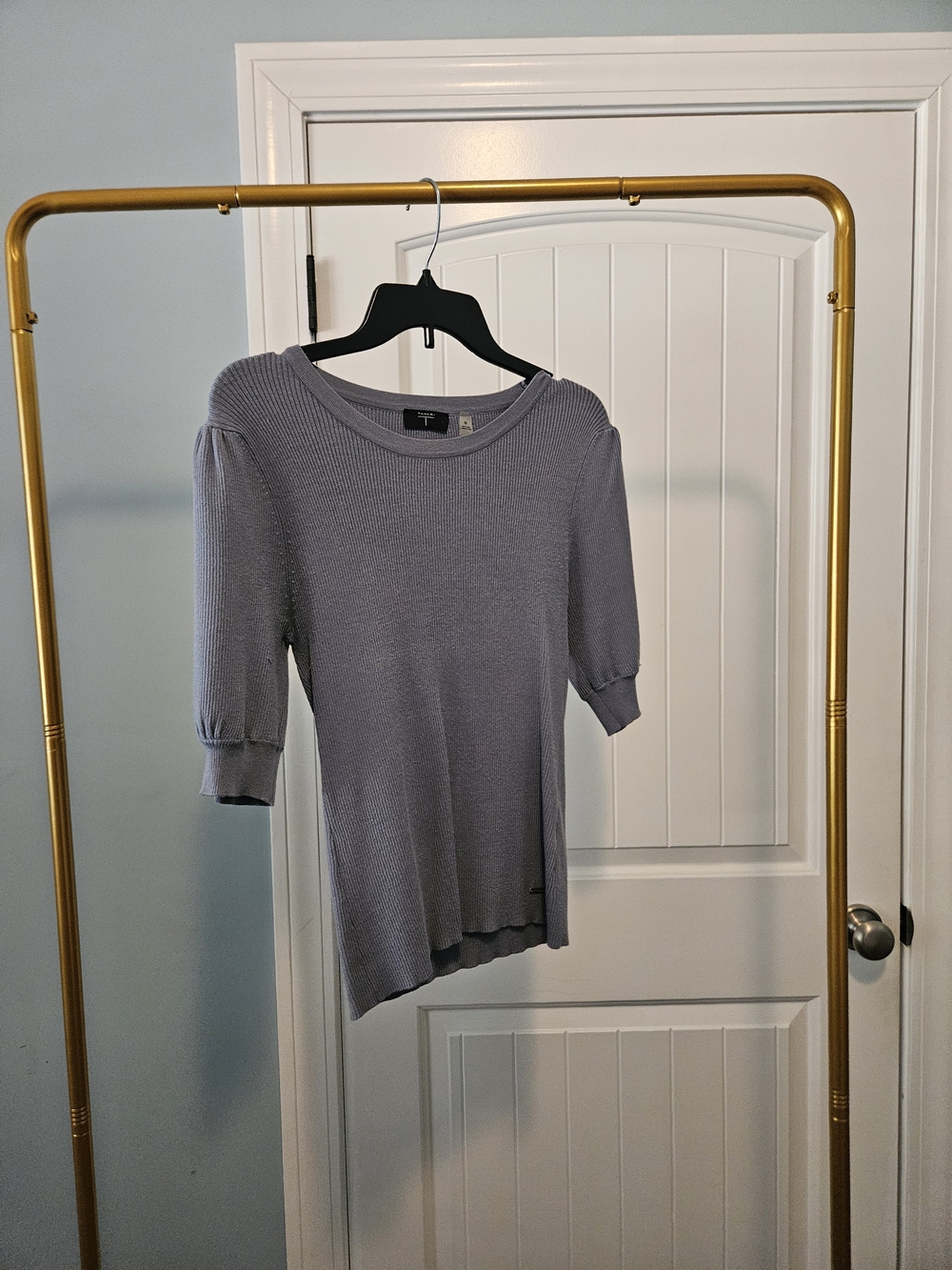 Tahari Dusky Blue Puff-Sleeve Knit Top, Medium